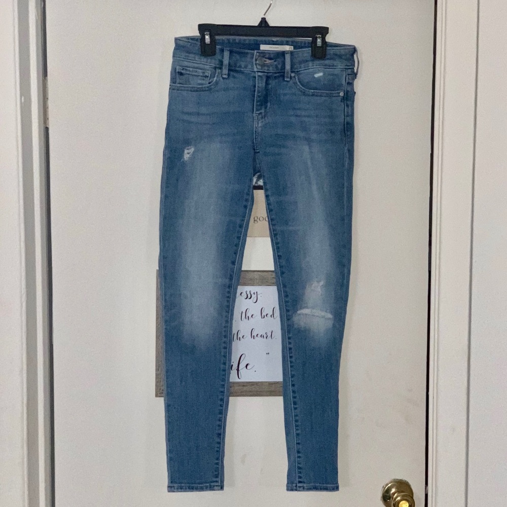 Women’s Levi 711 skinny ankle jeans